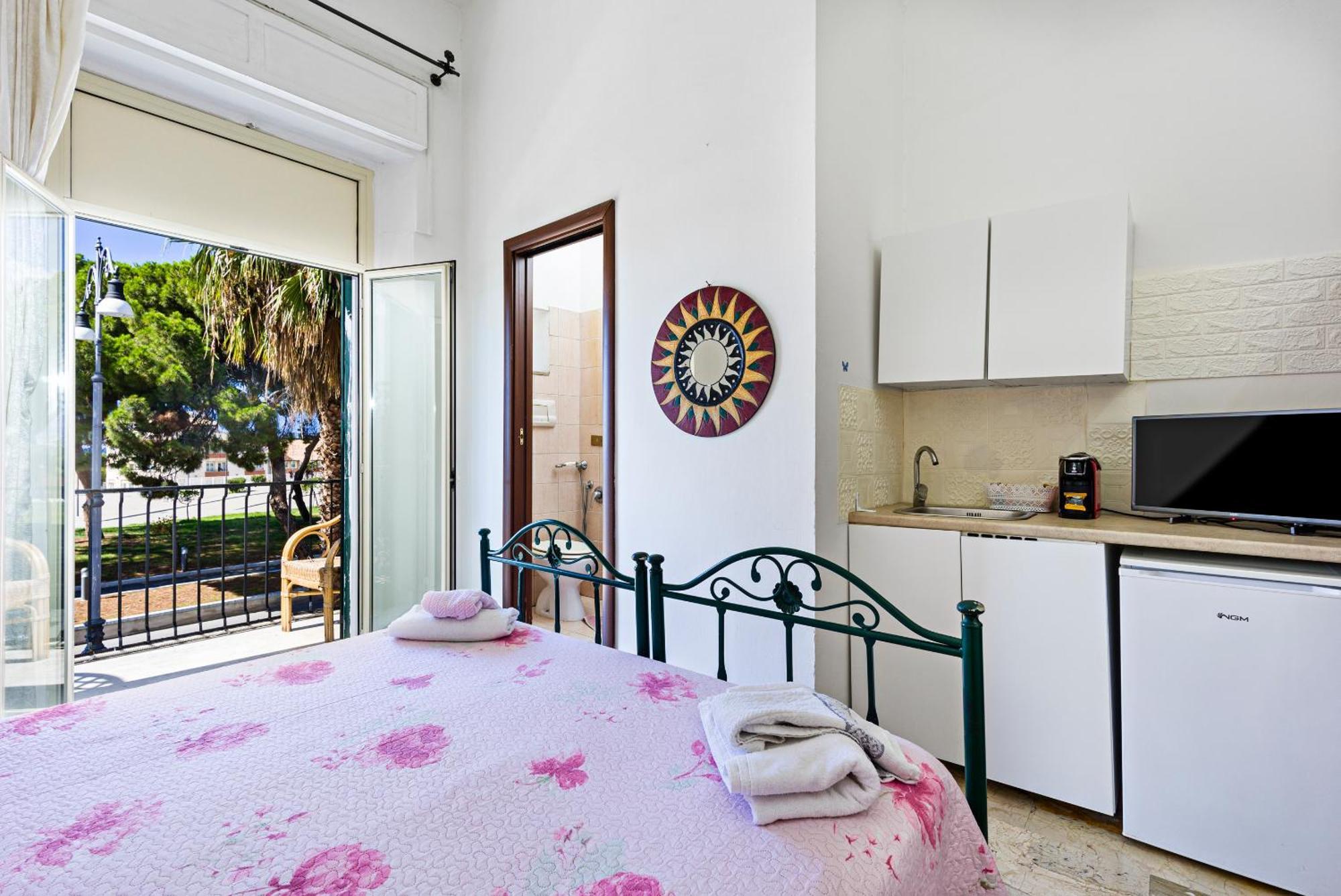 Il Balcone Sullo Stretto Bed & Breakfast Реджо ди Калабрия Екстериор снимка