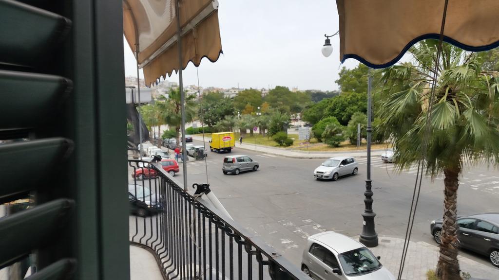 Il Balcone Sullo Stretto Bed & Breakfast Реджо ди Калабрия Екстериор снимка